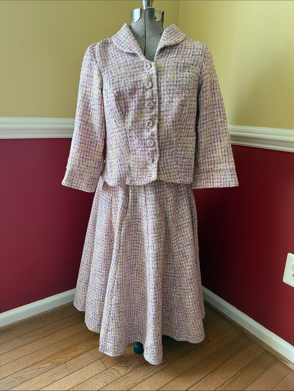 Large Miss Candyfloss Inca Spring-Skirt With Chloe-Spring Jacket - Picture 1 of 7